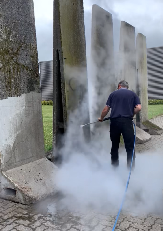 Rengøring af betonpille uden kemi