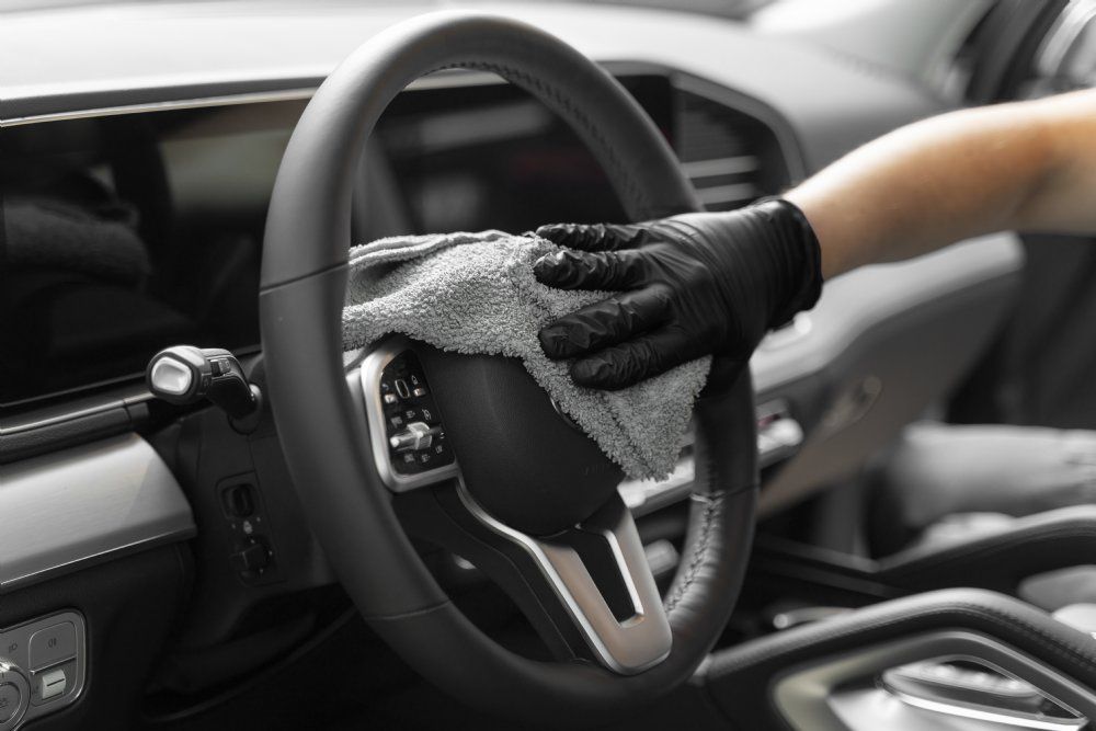 Bilrengøring og pleje